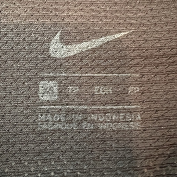 Nike Butler Bulldogs #5 basketball jersey black w/ navy stripes men’s XS - Picture 5 of 8